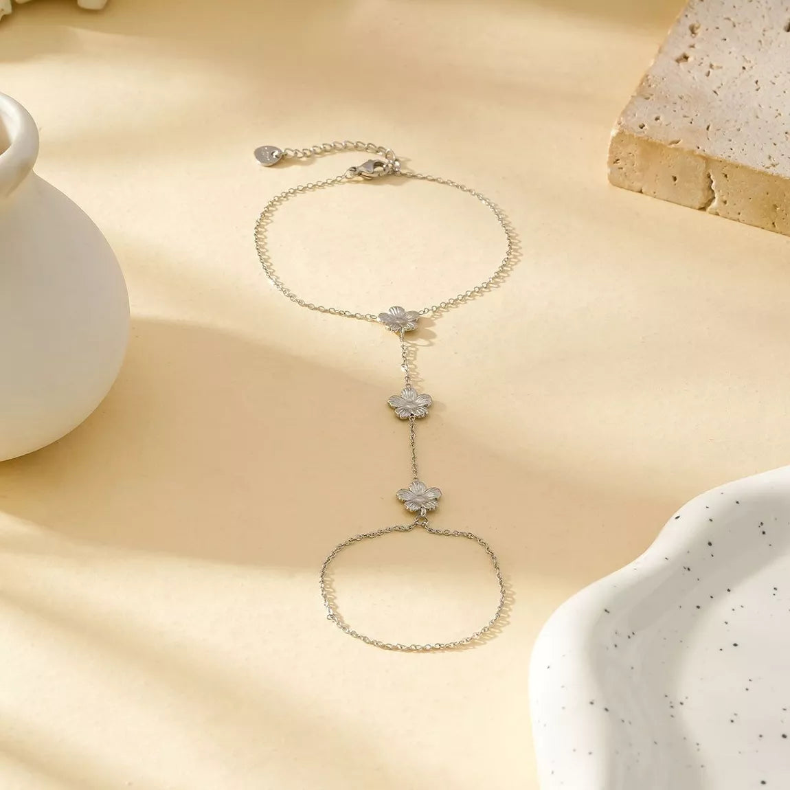 Bracelet de main Rosa